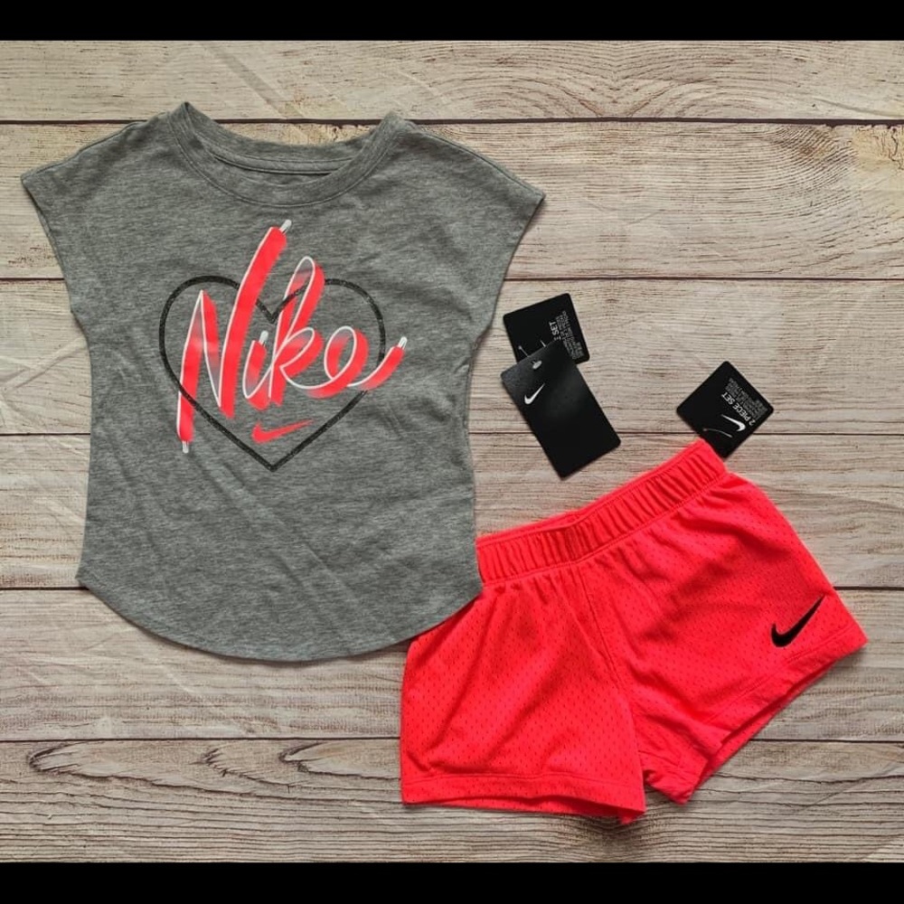 Nike 2-piece set - NEW